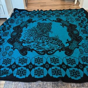 Vintage San Marcos King blue and black leopard print bedspread